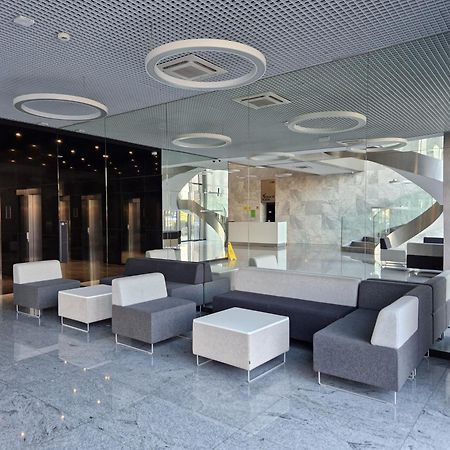 Apartamenty Wola Tower Na Prymasa - Z Widokiem Na City وارسو المظهر الخارجي الصورة